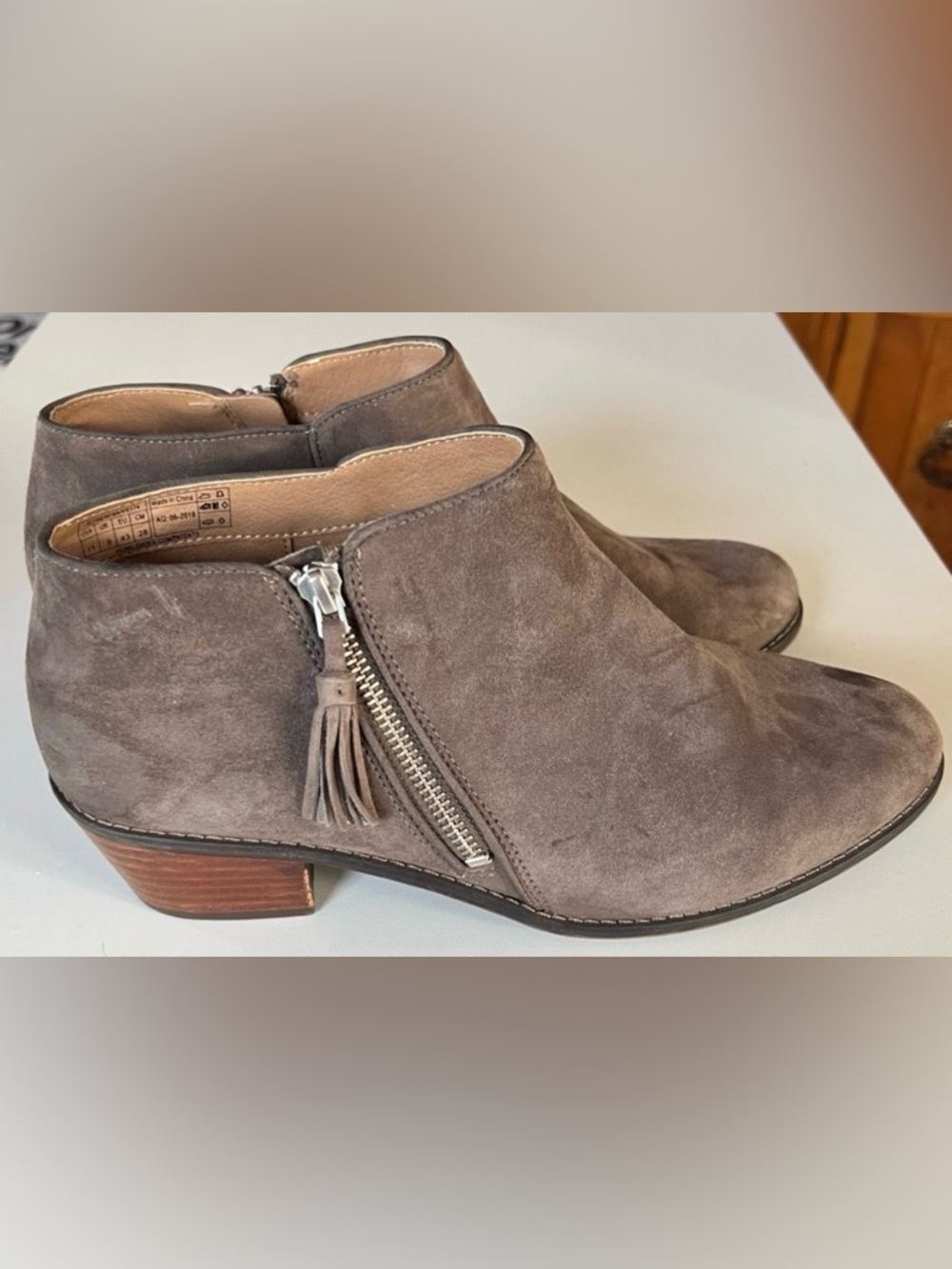 Vionic Joy Serena Bootie Ankle Suede Greige Boots 11